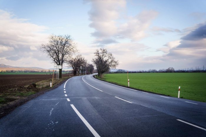 Ilustračný obrázok k článku V Trnave a po celom kraji sa zrekonštruovali desiatky kilometrov ciest. KOĽKO to stálo?