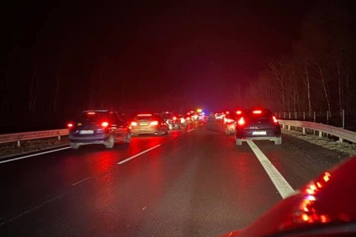 Ilustračný obrázok k článku TÍTO vodiči si zaslúžia pochvalu. Ich vzorné správanie neušlo ani polícii, FOTO