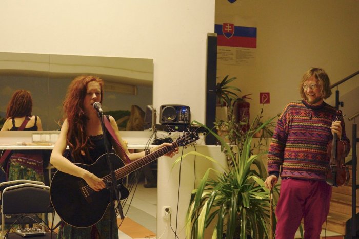 Ilustračný obrázok k článku Pandémia ju pripravila o živobytie, aj s deťmi sa ocitla v zlej situácii. Pomohli dobrí ľudia