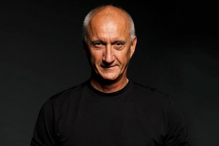 Ilustračný obrázok k článku Banáš, ktorého skolil COVID-19, posiela z nemocnice ODKAZ: Snažím sa koronu pochopiť! VIDEO