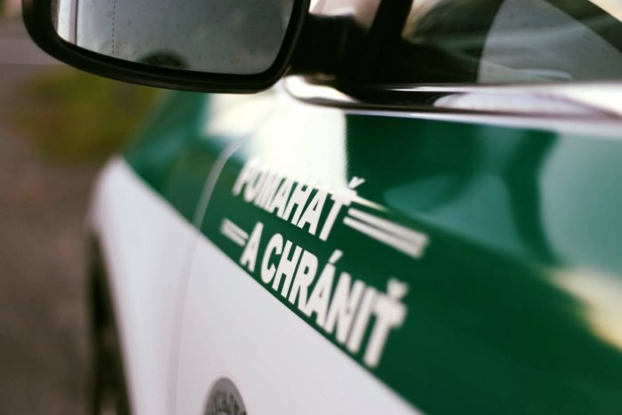 Ilustračný obrázok k článku Obaja z jednej dediny, obaja opití: Žilinskí policajti chytili podgurážených vodičov