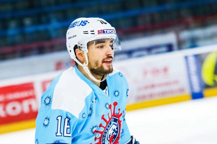 Ilustračný obrázok k článku Róbert Lantoši opúšťa Nitru: Mieri do kempu Bostonu