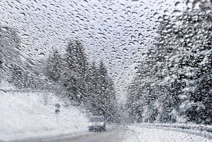 Ilustračný obrázok k článku Záver vianočných sviatkov prinesie sneženie. Čakajte komplikácie na cestách