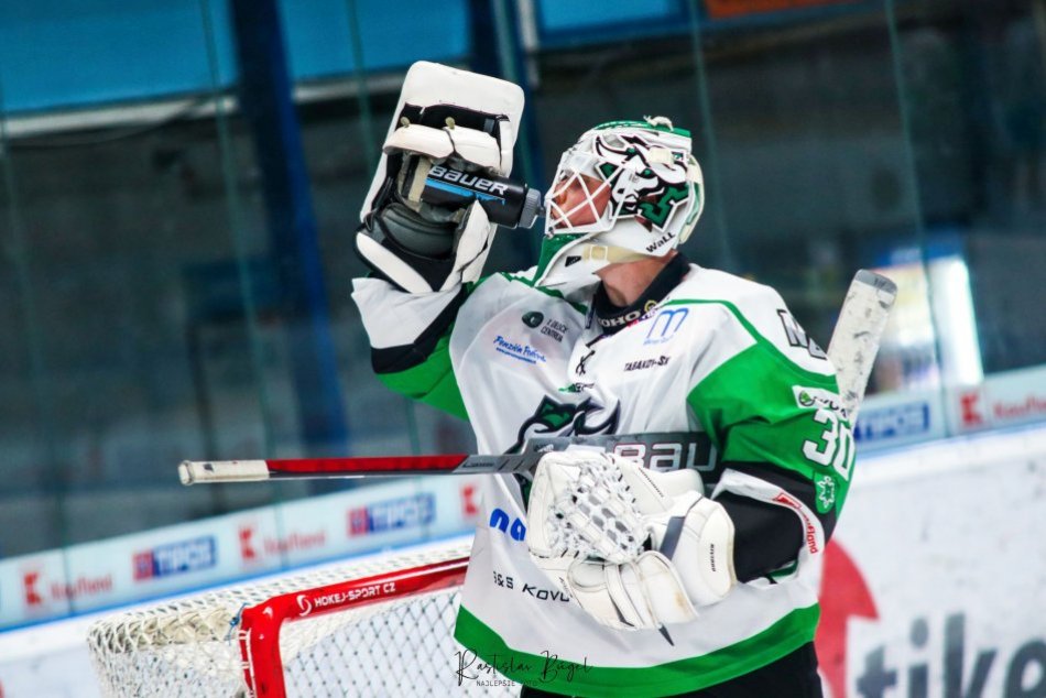 Ilustračný obrázok k článku Zámky nezvládli posledný zápas v roku 2020: Doma podľahli Trenčínu