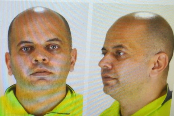 Ilustračný obrázok k článku Videli ste tohto muža, ohláste to polícii. POZOR, môže byť nebezpečný a OZBROJENÝ!