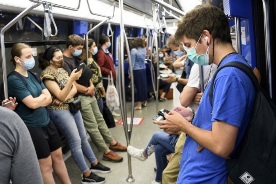 Ilustračný obrázok k článku KRITIKA súdu voči českej vláde: Prečo neuznáva hladinu protilátok proti koronavírusu?