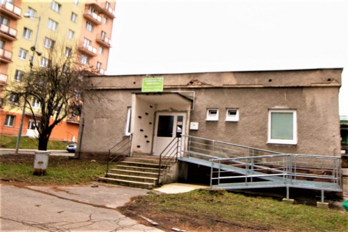 Ilustračný obrázok k článku Handlová predala aj bývalé zdravotné stredisko: Kolkáreň však nikto nechcel