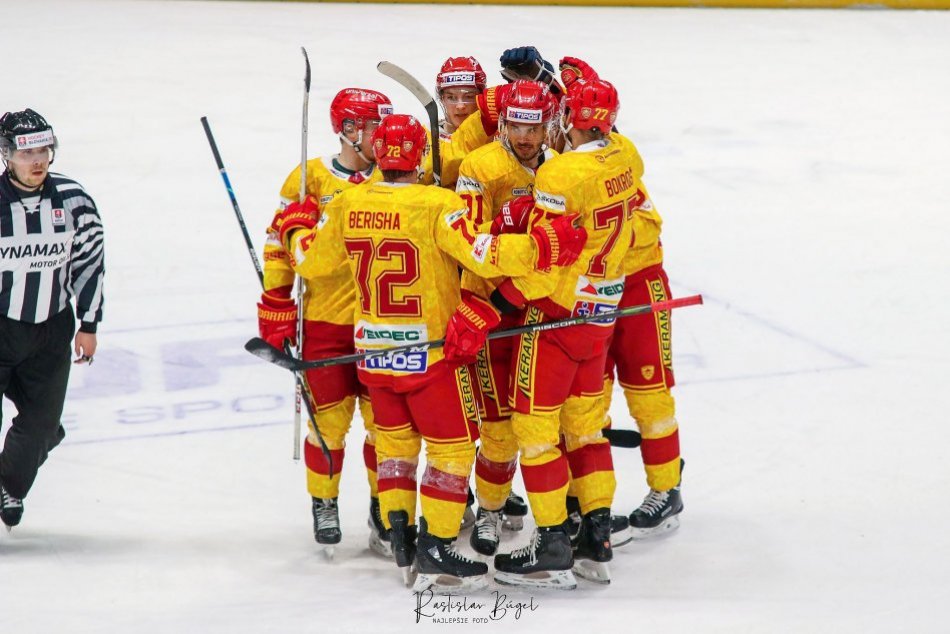 Ilustračný obrázok k článku Dukla dobyla maďarský ľad: Gólový apetít mala hlavne v druhej tretine