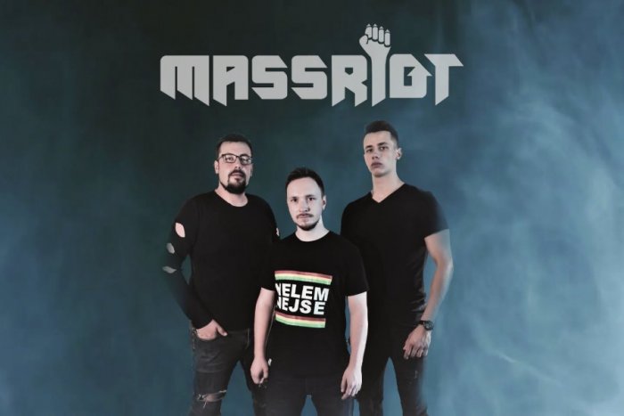 Ilustračný obrázok k článku Nový klip skupiny Massriot: Rok začali takýmto posolstvom, VIDEO