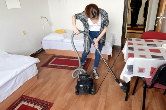 Ilustračný obrázok k článku Zostali ste bez práce? Privyrobiť si môžete aj u svojho suseda