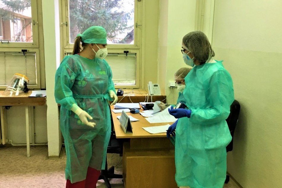 Ilustračný obrázok k článku Nosko oznámil dobrú správu: Na výzvu mesta zareagovali desiatky zdravotníkov