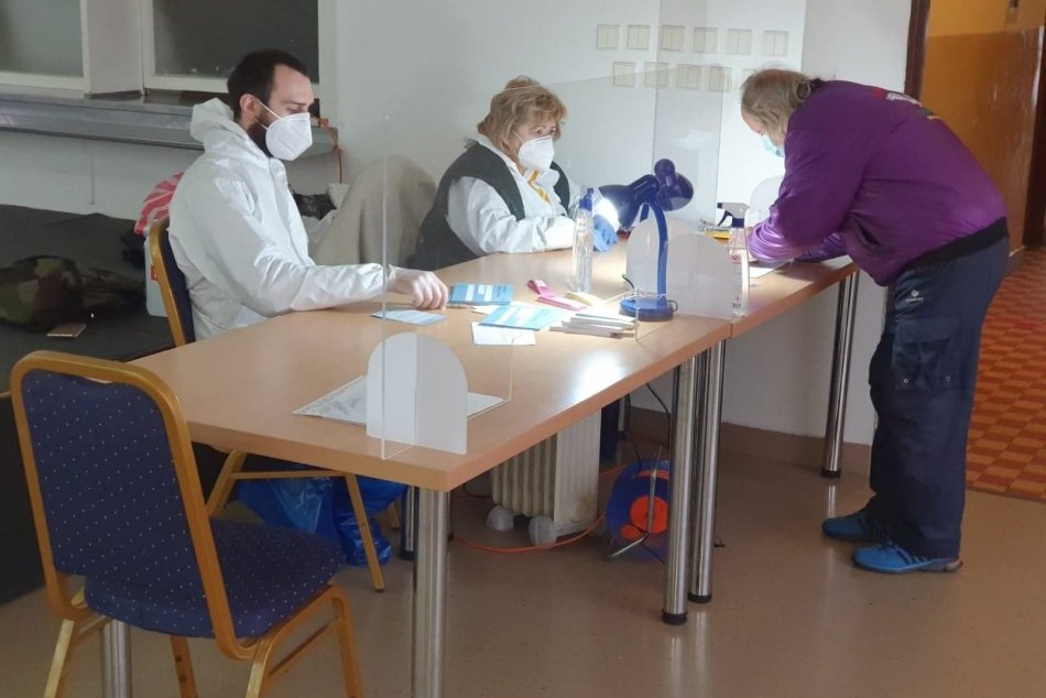 Ilustračný obrázok k článku V Beluši dobrovoľne prišlo viac ľudí ako počas celoplošného testovania, FOTO