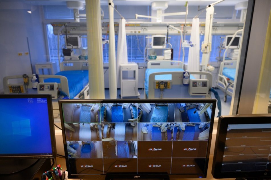 Ilustračný obrázok k článku Krajčí: Nepotrebujeme poľnú nemocnicu! PROBLÉM máme s nedostatkom personálu