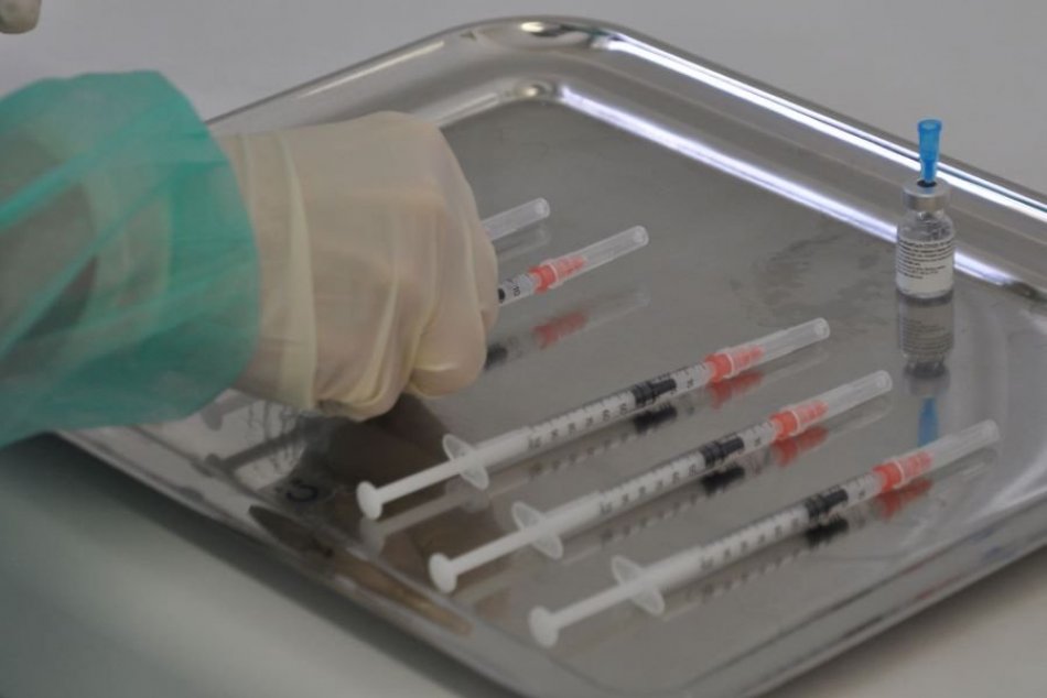 Ilustračný obrázok k článku Bánovská nemocnica sa stala vakcinačným centrom: Riaditeľka o aktuálnej situácii