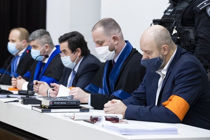 Ilustračný obrázok k článku VINNÍ! V kauze zmenky je definitívne rozhodnuté: Kočnera a Ruska odsúdili na 19 rokov väzenia!