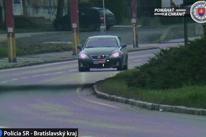 Ilustračný obrázok k článku Zmýlil si cestu s okruhom rely pretekov?! Vodičovi v meste namerali rýchlosť hodnú diaľnice