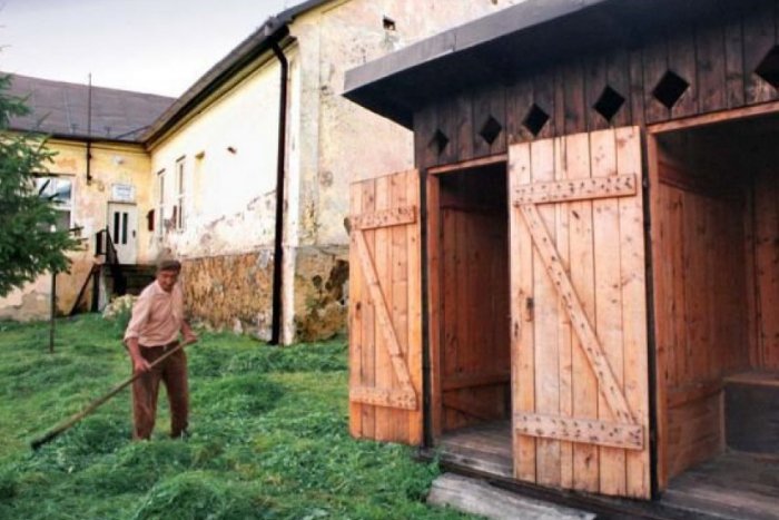 Ilustračný obrázok k článku Navrchu 'juj', naspodku 'fuj': Hygiena našich predkov zaváňala kadečím