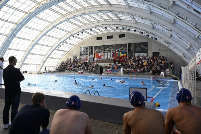 Ilustračný obrázok k článku V Novákoch chcú zriadiť bublinu pre športovcov: V rukách to má hlavný hygienik