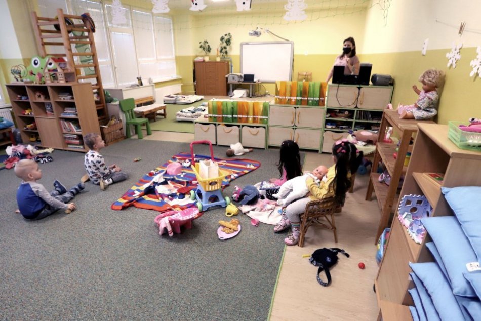 Ilustračný obrázok k článku Vysoká chorobnosť zasiahla aj Topoľčany: Dve materské školy dočasne ZATVORILI