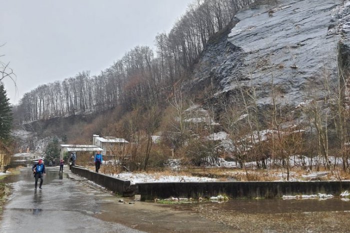 Ilustračný obrázok k článku FOTO: Ako v Benátkach! V obci pri Bratislave prejdete cez cestu len vo vysokých gumákoch