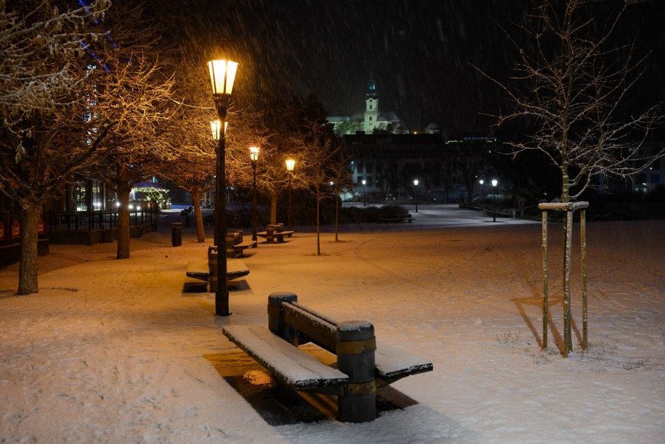 Ilustračný obrázok k článku Nitra stále pod prísnym lockdownom: Ulice v centre sú prázdne, FOTO