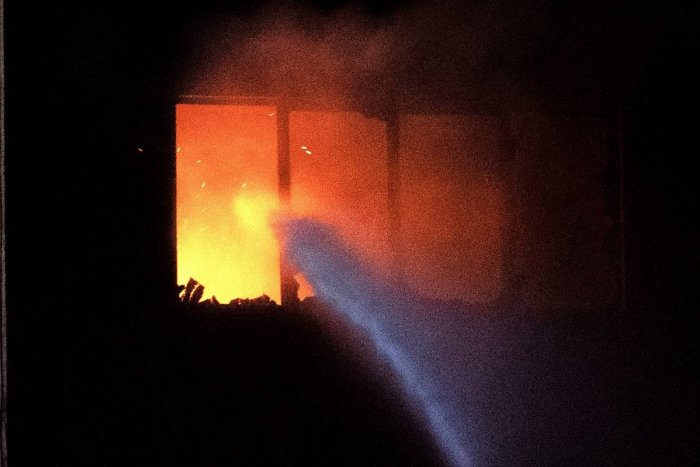 Ilustračný obrázok k článku Rodinný dom v plameňoch: Nasadili 21 hasičov z Považia