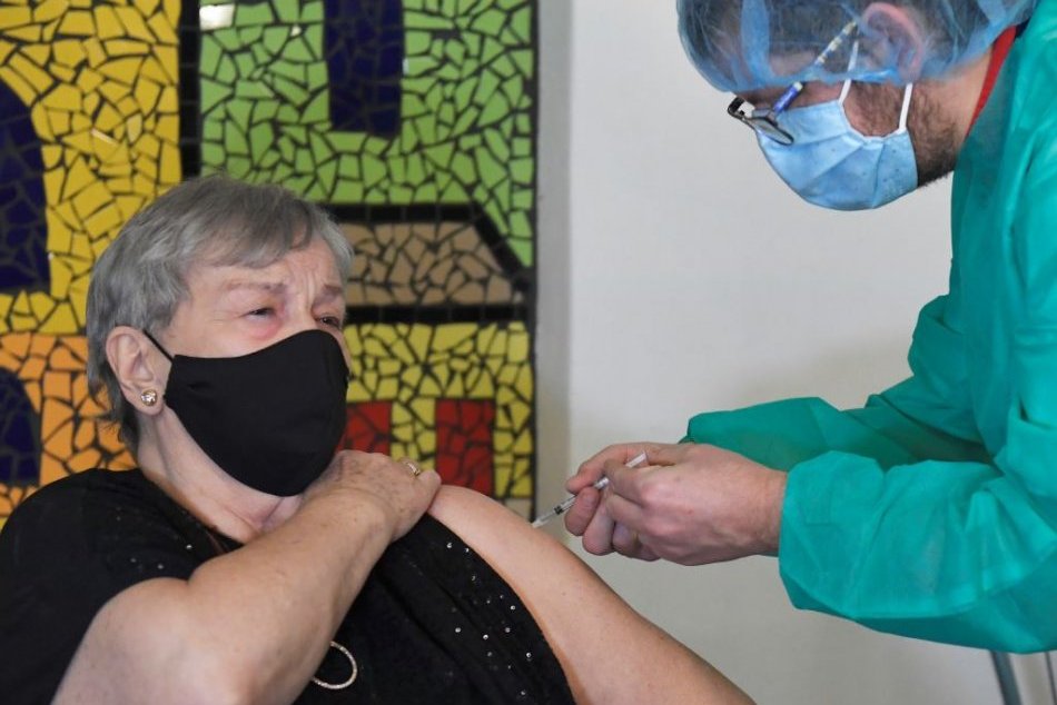 Ilustračný obrázok k článku Dobré správy z domovov seniorov: Zaočkovaných je 60 percent ľudí!