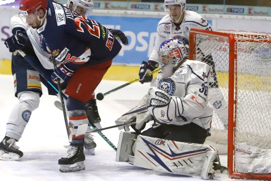 Ilustračný obrázok k článku Experiment s mladým brankárom nevyšiel: Nitra inkasovala šesť gólov, FOTO