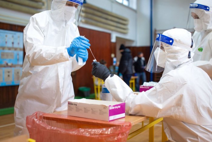 Ilustračný obrázok k článku Prvý deň tretieho kola je za nami: Otestovali vyše 12-tisíc ľudí