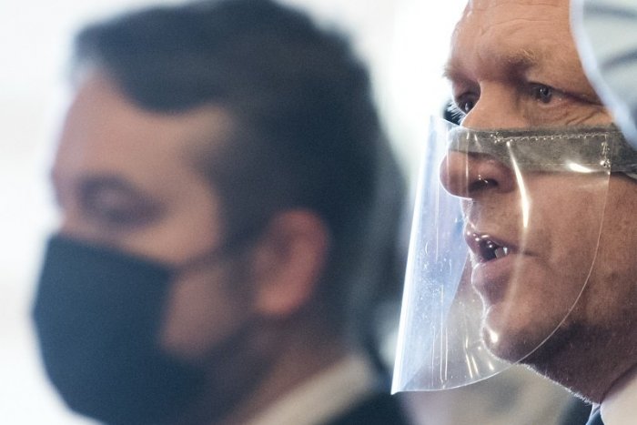 Ilustračný obrázok k článku Fico: Vláde nebudeme robiť zle, pokiaľ ide o pandémiu. Problémom je nákup testov