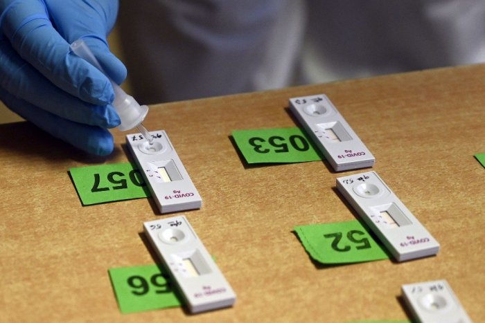 Ilustračný obrázok k článku Testovanie ich stálo už 20-tisíc eur: Peikko Slovakia je tri týždne bez nového prípadu