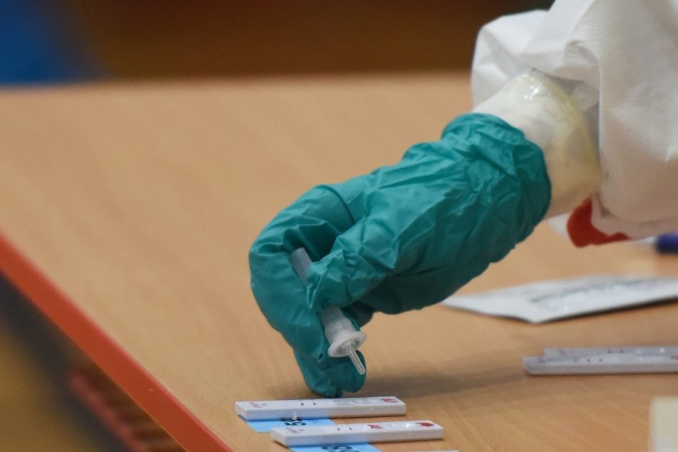 Ilustračný obrázok k článku Testovanie v kraji nekončí: Svoje odberové miesta otvoria všetky okresné mestá