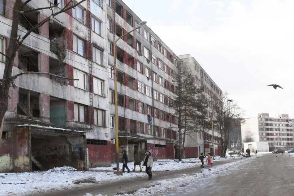 Ilustračný obrázok k článku Kontroly na Luníku IX sú minulosťou: Polícia odchádza zo sídliska