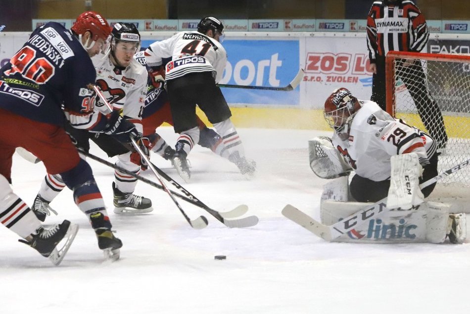 Ilustračný obrázok k článku Barani boli na lídra tabuľky prikrátki: V pohronskom derby dominoval Zvolen, FOTO