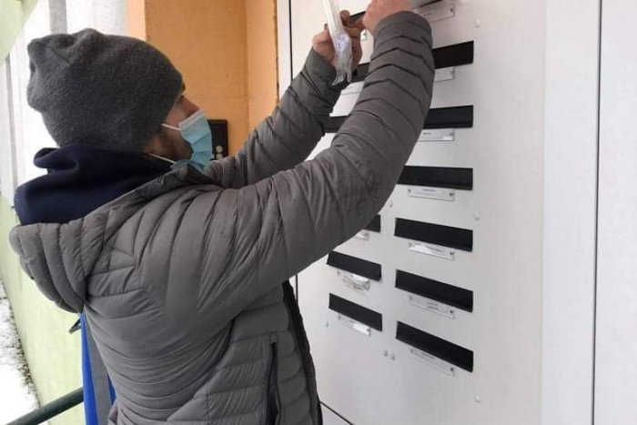 Ilustračný obrázok k článku Spišská myslí na najohrozenejších: Tisícky respirátorov dostanú seniori ZADARMO