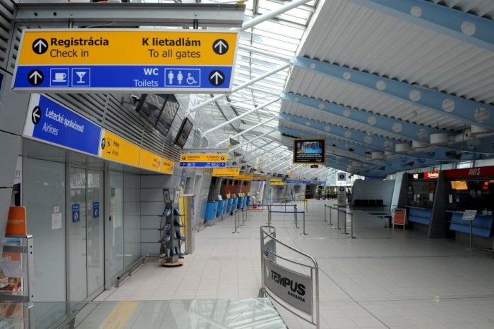 Ilustračný obrázok k článku Ako za komunistov? POKUTY a ZÁKAZ dovolenkovať vydesil cestovateľov i ústavného právnika