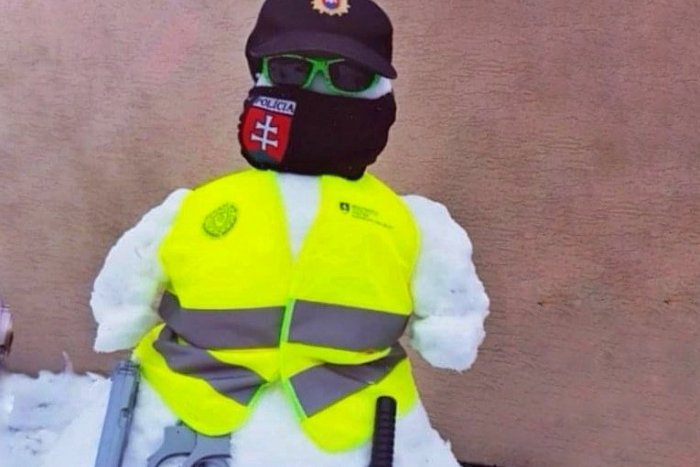 Ilustračný obrázok k článku Svetová rarita: Viete, čo je SNEHOCAJT? AHA, v Trnave jedného takého zhotovili!