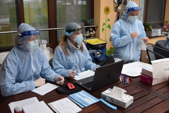 Ilustračný obrázok k článku Účasť v Humennom je vyššia ako pred týždňom. Pozrite si priebežné výsledky skríningu