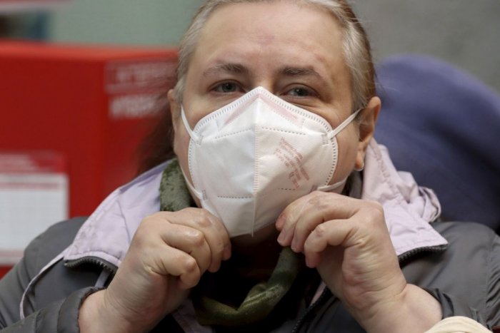 Ilustračný obrázok k článku Prekvapenie počas testovania: Seniorom nad 60 rokov rozdávali respirátory