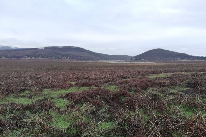 Ilustračný obrázok k článku Napúšťanie Ružinej ešte potrvá: Od čoho je závislé?