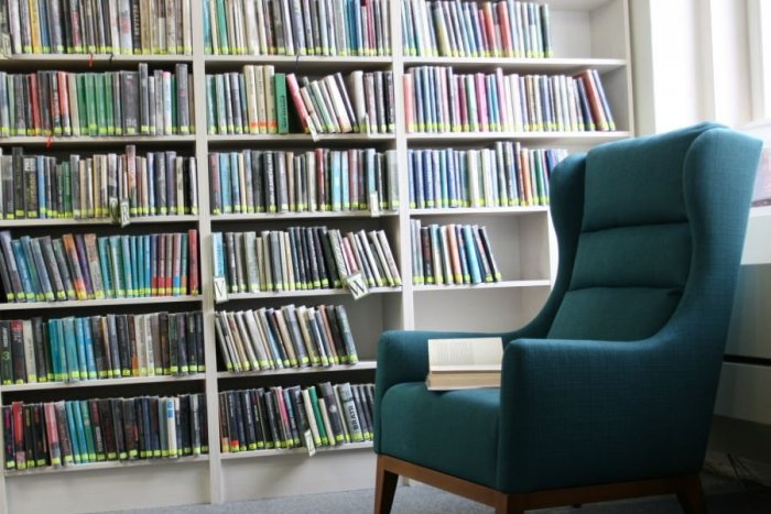 Ilustračný obrázok k článku Mestská knižnica v Ružomberku je znovu otvorená pre verejnosť: Ako sa dostať ku knihe?