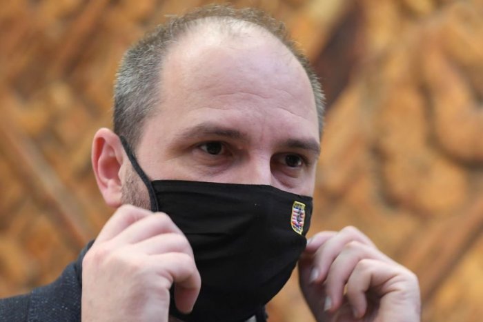 Ilustračný obrázok k článku Primátor bije na POPLACH: Košičania, ostaňte doma a netúlajte sa po uliciach!