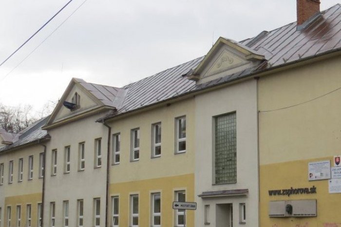 Ilustračný obrázok k článku Michalovské školy opäť fungujú: Kedy hrozí, že ich opäť zatvoria?