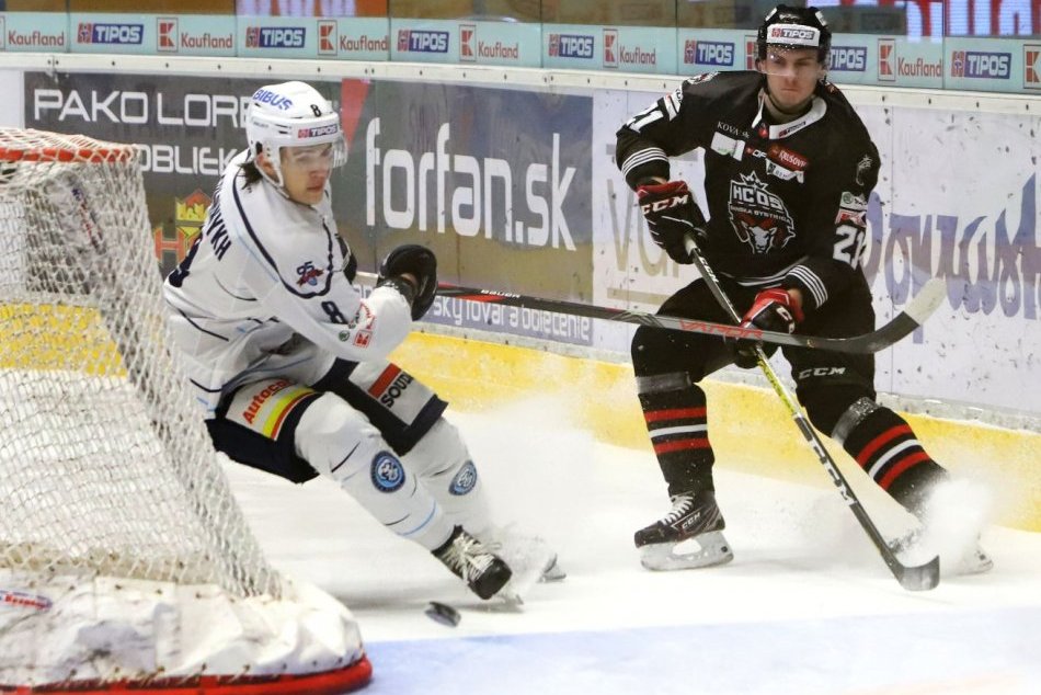 Ilustračný obrázok k článku Barani uštedrili Nitre 7-gólovú nakladačku: Sami si udržali čisté konto, FOTO