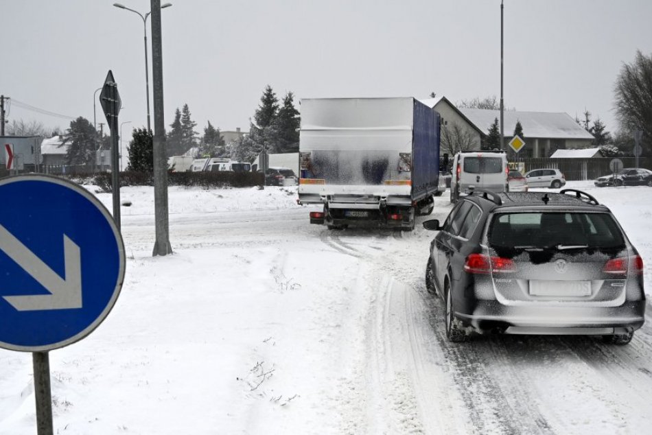 Ilustračný obrázok k článku Očakáva sa nádielka snehu: V Trenčianskom kraji môže napadnúť až 20 centimetrov!