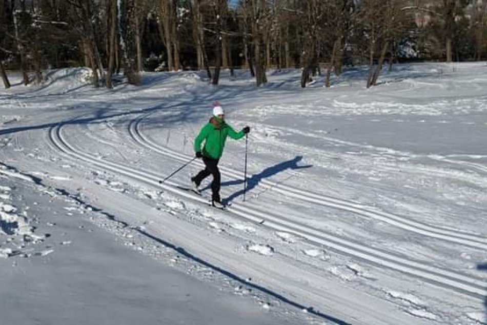 Ilustračný obrázok k článku Hľadáte športové vyžitie v meste? Na Aničke pribudli bežkárske trate, FOTO