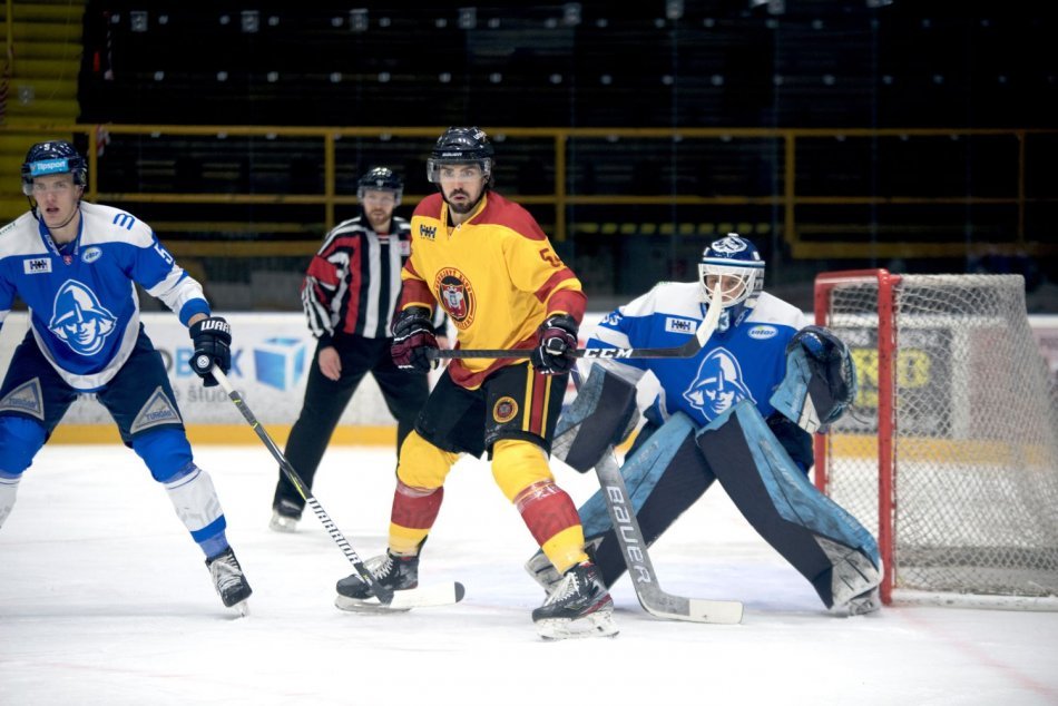 Ilustračný obrázok k článku Hokejisti Topoľčian úspešní: Martinu strelili 5 gólov, FOTO