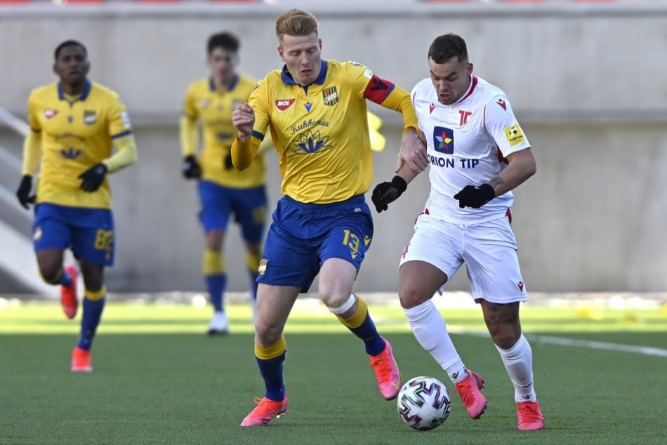 Ilustračný obrázok k článku Bič plieskal na konci: Úsilie, snaha a kvalita priniesli Trenčínu bodové ovocie