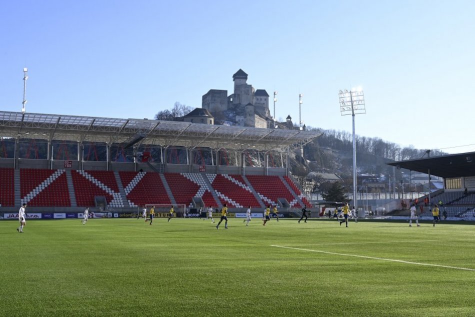 Ilustračný obrázok k článku Veľký moment histórie trenčianskeho futbalu: Prvé víťazstvo na novom štadióne
