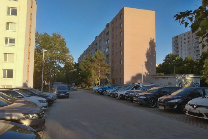 Ilustračný obrázok k článku Ako ďalej s parkovacou politikou v Nitre? Mesto zainvestuje jeden milión eur